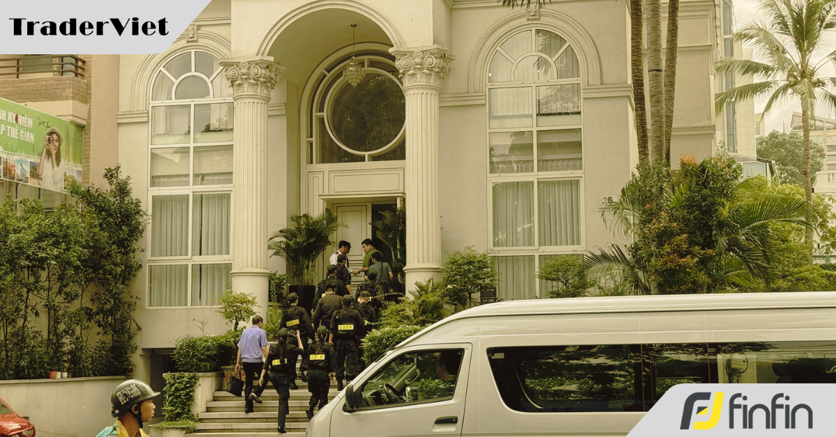 Cảnh sát làm việc tại biệt thự CEO Quốc Cường Gia Lai Nguyễn Thị Như Loan