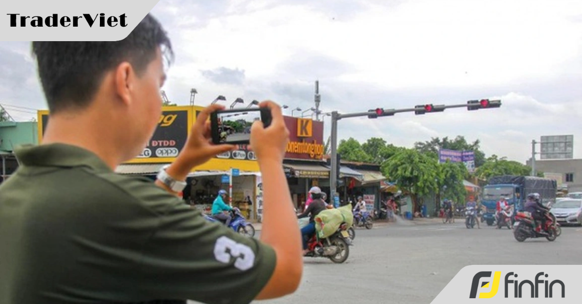 Để nhận thưởng lên đến 5 triệu đồng, người dân cần lưu ý những gì khi gửi clip vi phạm giao thông cho CSGT qua app VNeTraffic?