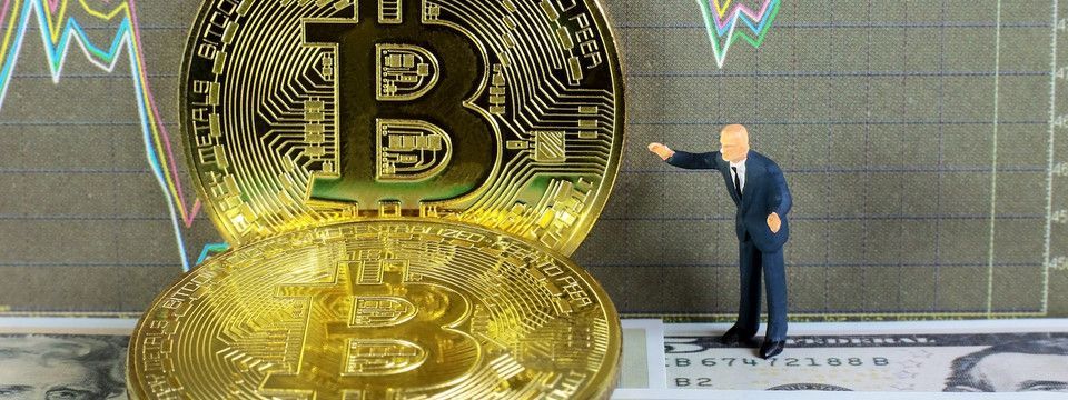 Làm thế nào để đầu tư Bitcoin hay bất cứ loại tài sản nào với cặp mắt luôn mở to?