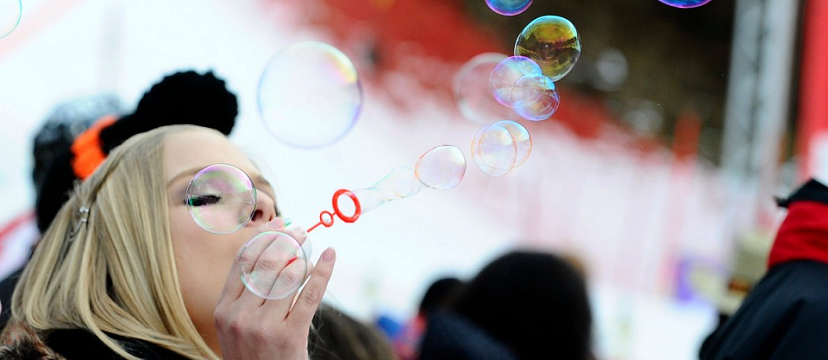 Những ngành công nghiệp nào dễ bị biến thành bong bóng nhất?