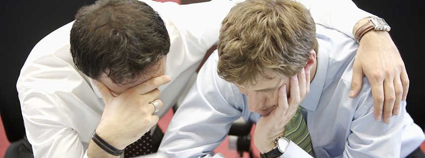 Tin xấu chồng chất tin xấu khiến Bitcoin tiếp tục giảm - 35.000 BTC và 34.000 BCH vừa bị bán ra!