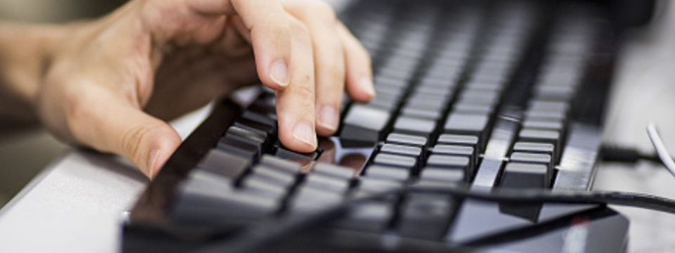 Một Trader mắc hội chứng Fat Finger vừa thổi bay 3 tỷ đô thị trường