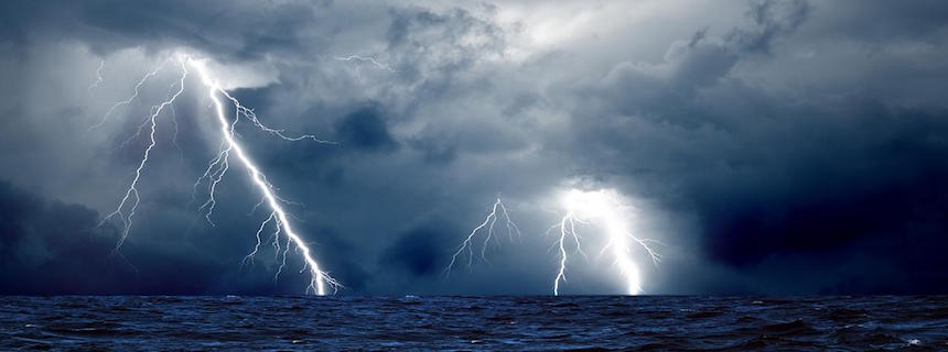 Tiêu điểm phiên Mỹ 11/4 - Sóng gió chưa nguôi ngoai