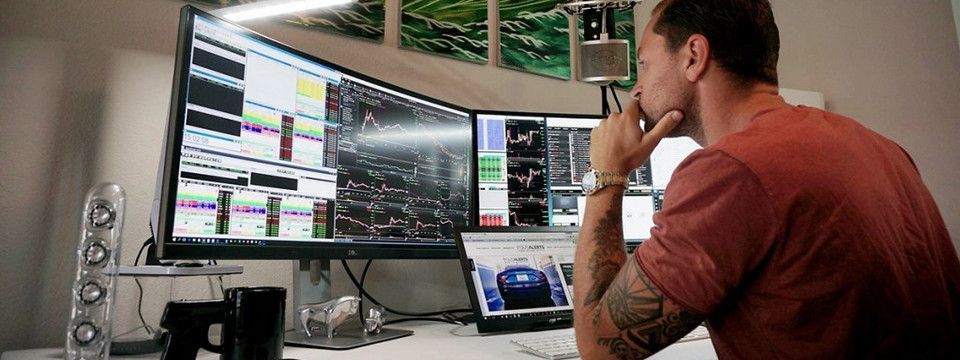 Khám phá một ngày làm việc trader toàn thời gian tại gia