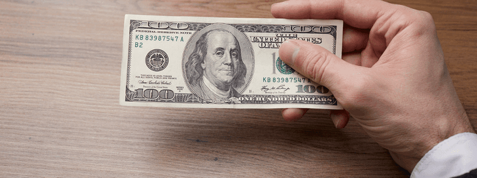 Trader có thể kiếm tiền với tài khoản 100 USD không ?