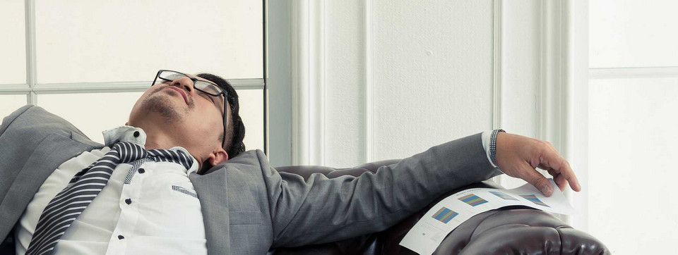 Vì sao giao dịch giờ ra tin dễ gây ra...đột quị cho Trader?