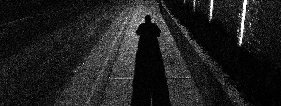 Shadow Trader là gì? Vì sao muốn nâng cao trình độ trong trading thì đừng làm Shadow Trader?