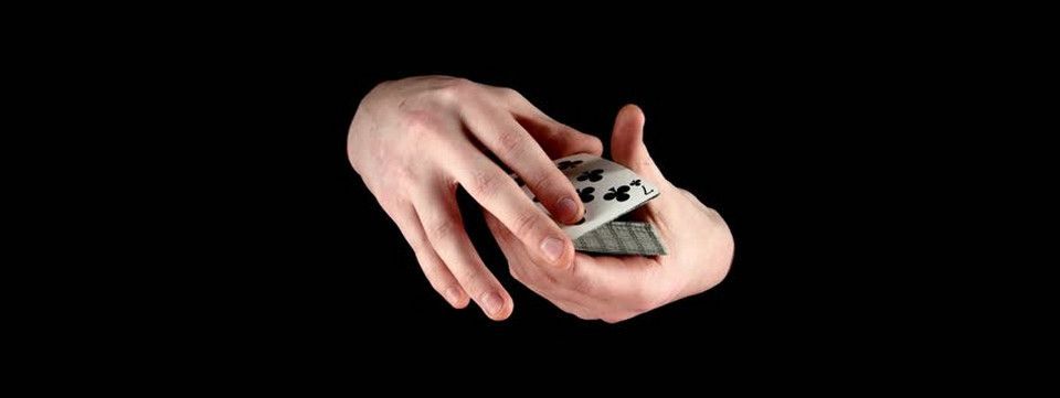 Phân tích Bitcoin và Ethereum - Một bên quét đáy, một bên mô hình giảm