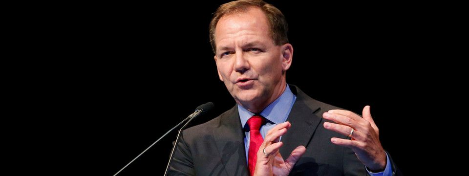 Tại sao Paul Tudor Jones sử dụng đường MA200 ngày để lọc xu hướng?