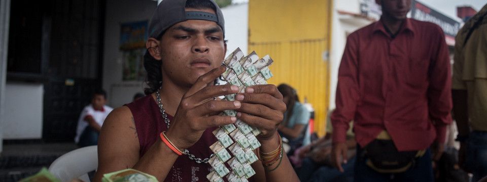 Bitcoin sẽ thành công ở quốc gia nào ? Một quốc gia thất bại