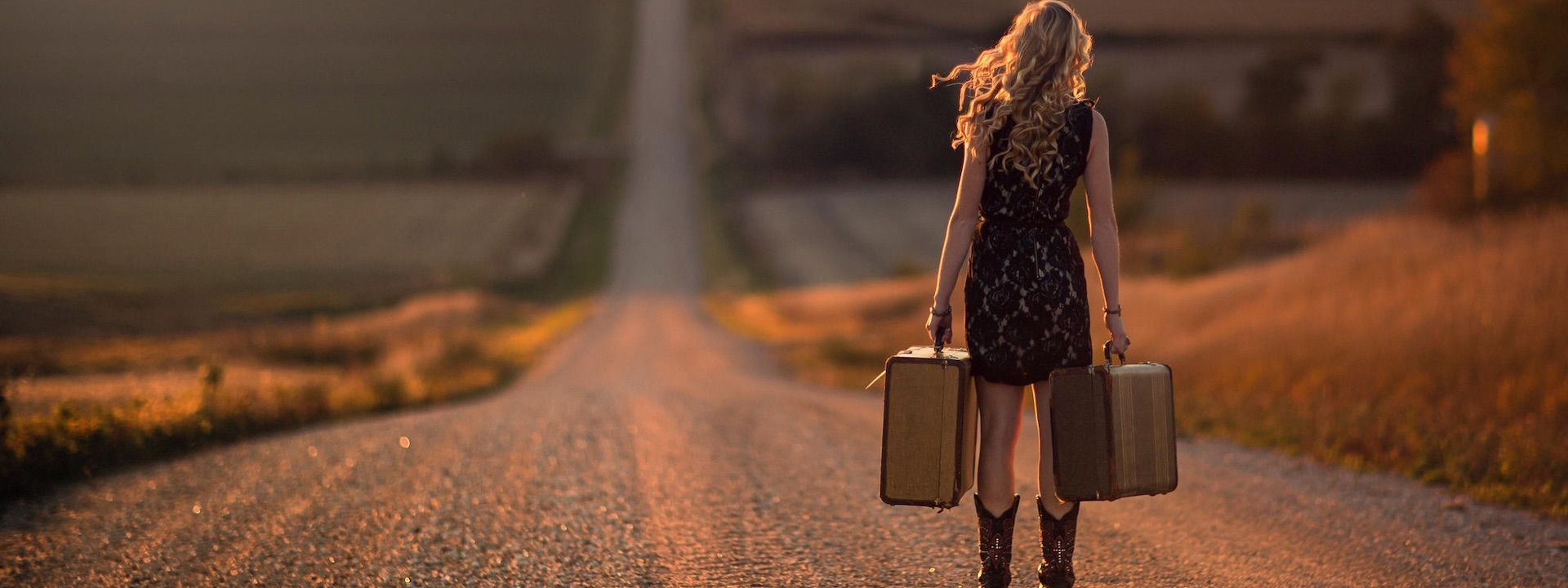 Hôm nay trade coin gì? - Ngày 05/10: Người ra đi đầu không ngoảnh lại, sau lưng thềm nắng lá rơi đầy