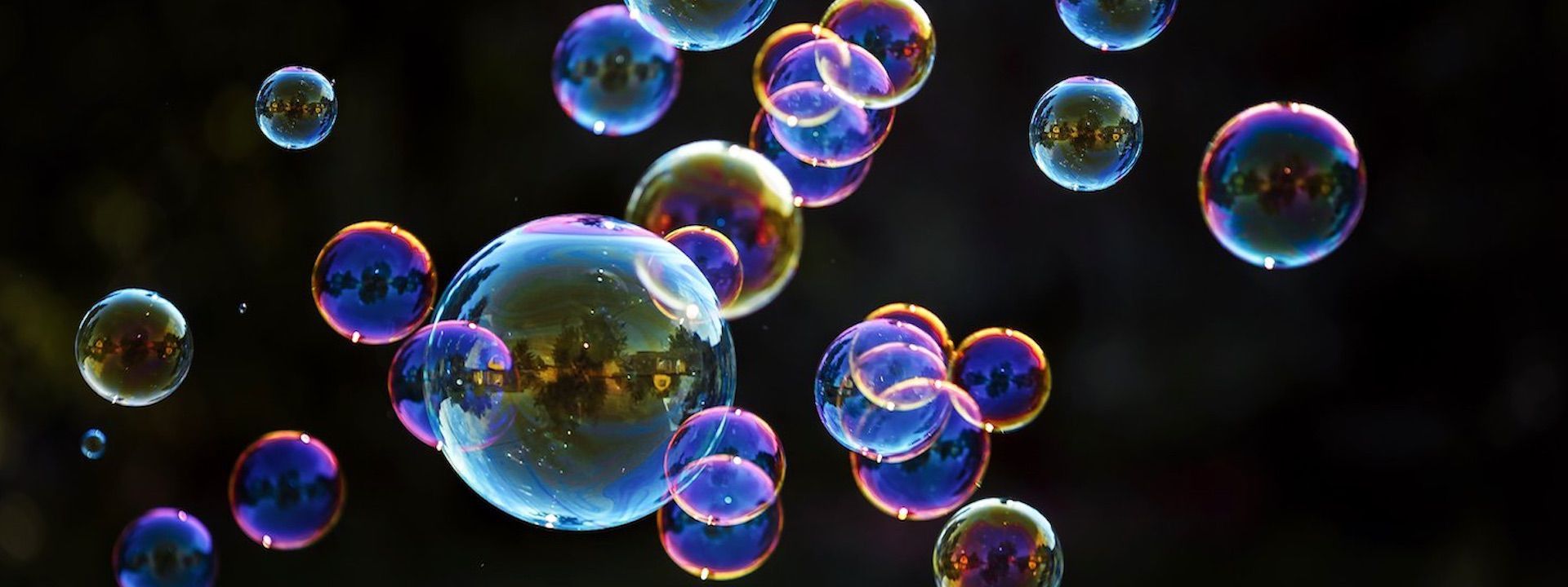 Bong bóng tài chính: Một chút chém gió nhân dịp thị trường chứng khoán Mỹ và crypto giảm mạnh