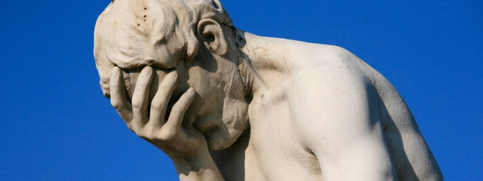 Tại sao trade demo lời mà trade thật lại sấp mặt?