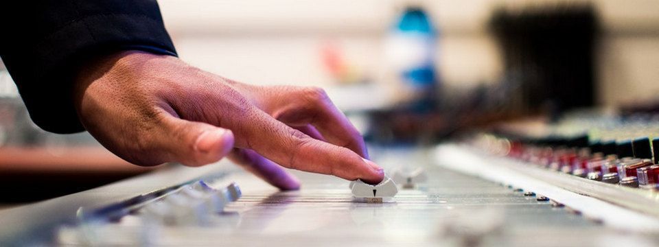 Các sàn giao dịch Crypto ngụy tạo khối lượng như thế nào