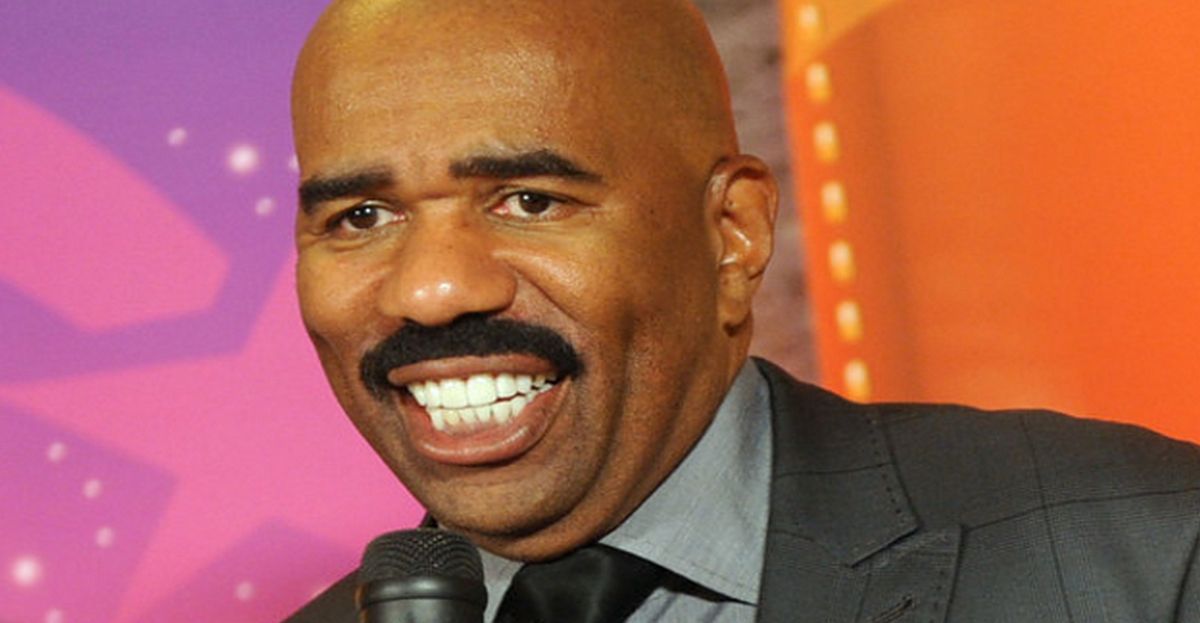 Hình vui vẻ cuối tuần