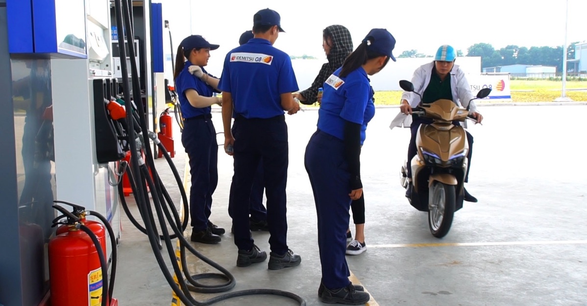 (Vui vẻ) Giá xăng Việt Nam đã breakout, có thể tạo xu hướng tăng tiếp. Mua ngay kẻo lỡ