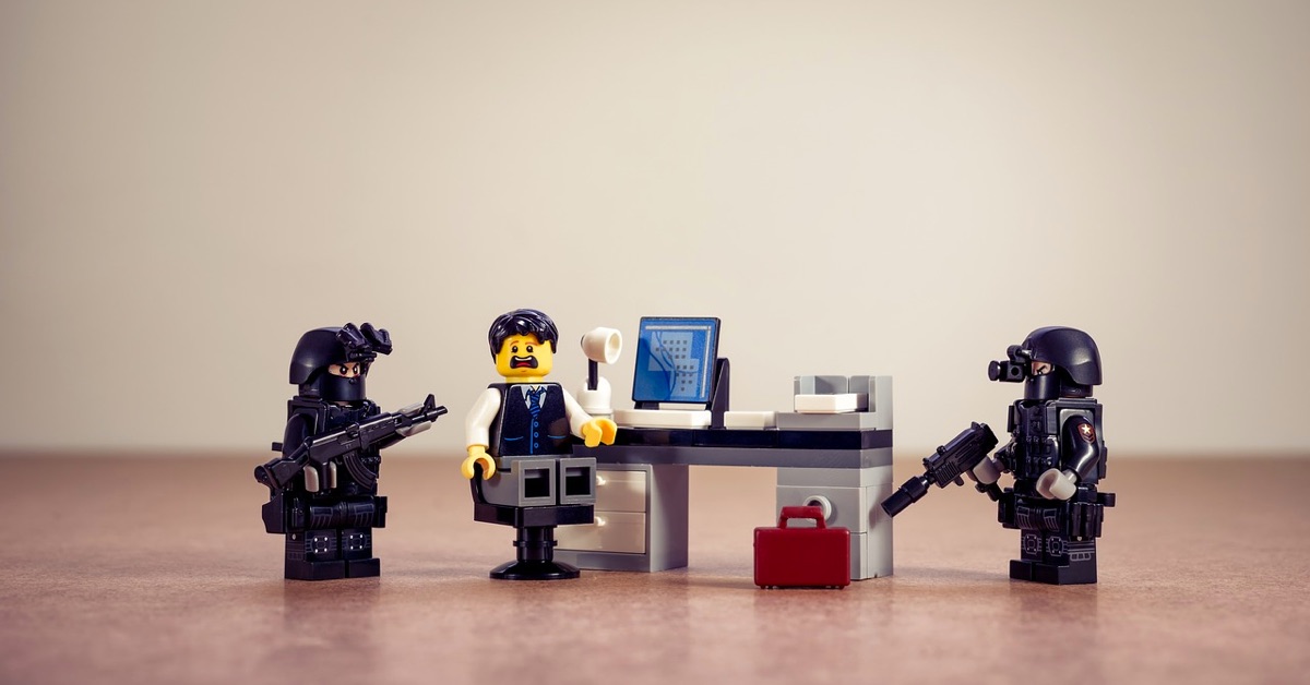 Bị lừa rút 50 triệu đồng trong tài khoản Vietcombank ngay trước mắt