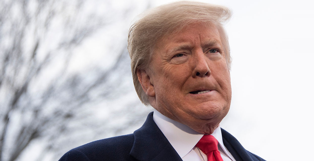 Ông Trump kêu gọi Fed cắt giảm 1% lãi suất – Sự điên rồ hay hồi chuông cảnh tỉnh?!