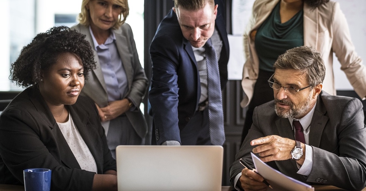 Trường phái trading của Phù thủy Mark Minervini đang chiếm ưu thế tại cuộc thi Đầu Tư Hoa Kỳ 2019