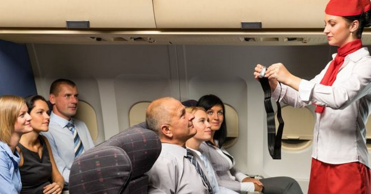 Các hành khách trên chuyến bay TRADING AIRLINES chú ý: "Đừng quên thắt dây an toàn!"