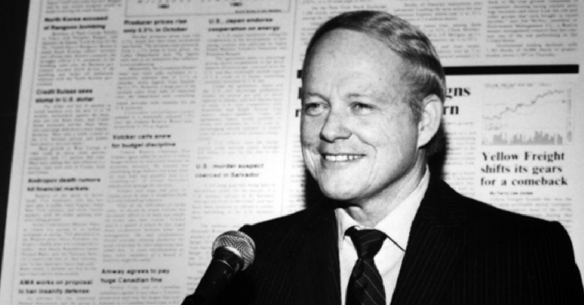 10 nguyên tắc giao dịch của huyền thoại William O'Neil