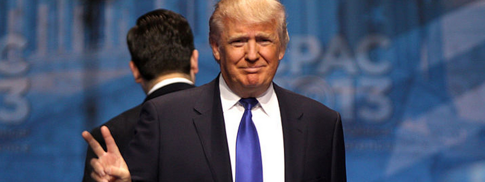 Donald Trump có lẽ không nên xem chart này... vì USD chẳng thể nào tăng hơn được nữa