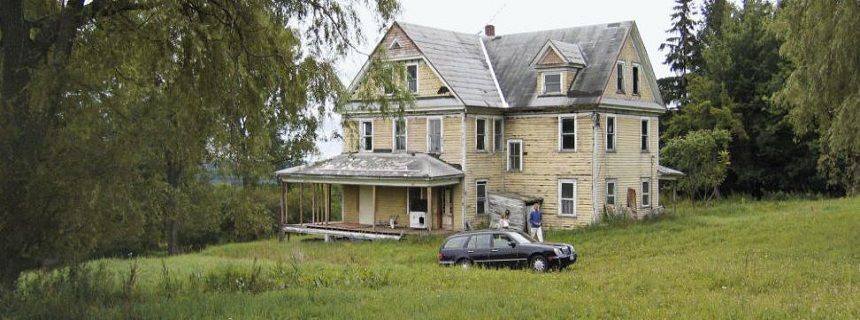 Đứng sau những công ty Binary Options giả mạo tại Anh là một phụ nữ 85 tuổi?