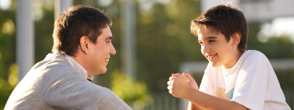 Những lời khuyên quý giá về tài chính của người cha dành cho con trai