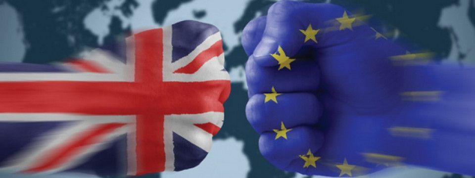 Vì sao EUR giảm giá hôm qua? Điều gì giúp GBP vượt mốc 1.30 trong ngày không có tin tức cơ bản?