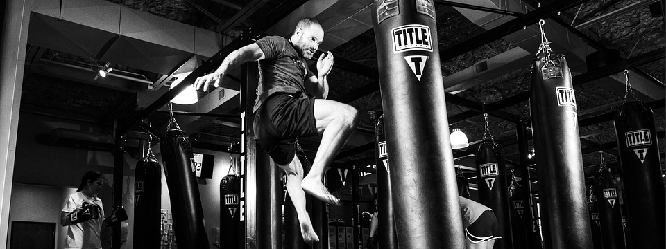 Để trading thành công, hãy kiểm soát hành động thay vì cảm xúc của bạn khi giao dịch