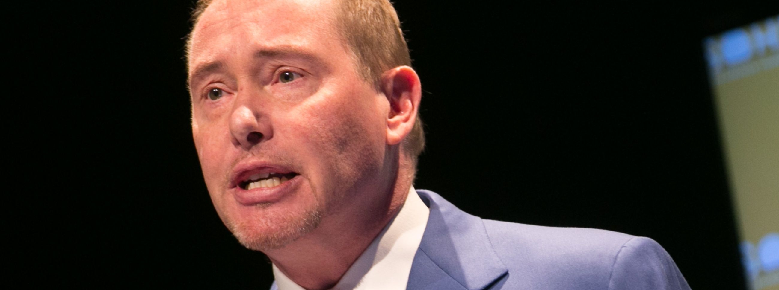 Biểu đồ vàng có một trong những mô hình giá tăng mạnh mẽ nhất - Jeffrey Gundlach