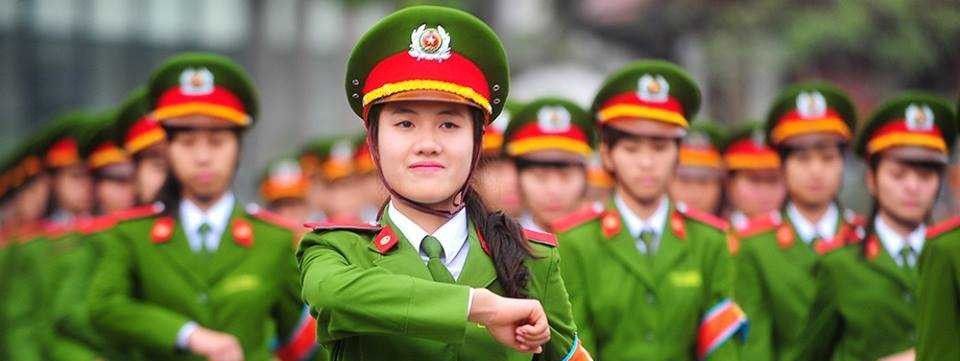 Một Trader Việt Nam rút tiền giao dịch qua ngân hàng đã được C50 Bộ Công An mời lên làm việc