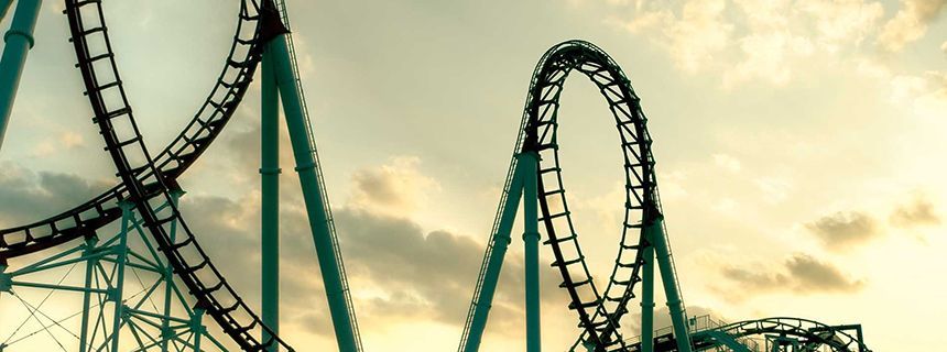 Báo cáo kinh tế nhận phản ứng hỗn độn khiến USD thất thường